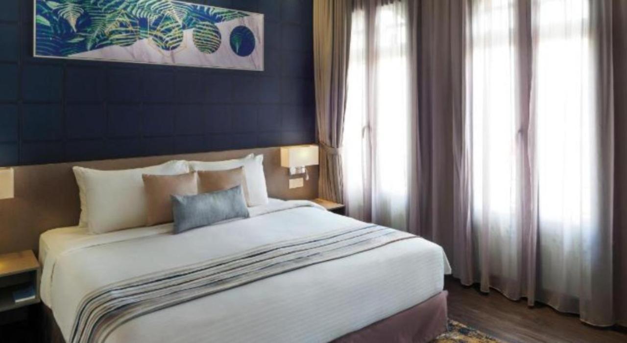 Bahari Parade Hotel Managed By The Ascott Limited George Town Exteriör bild